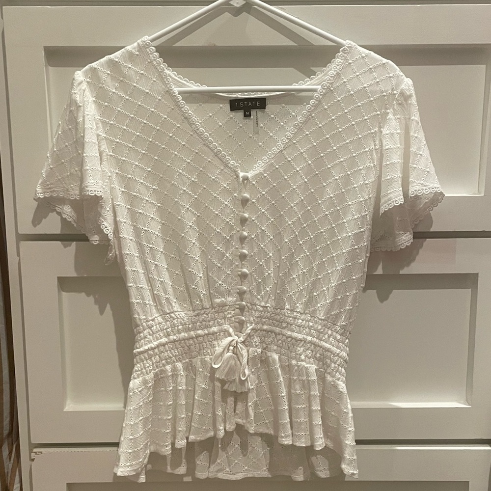 State blouse- Like new.